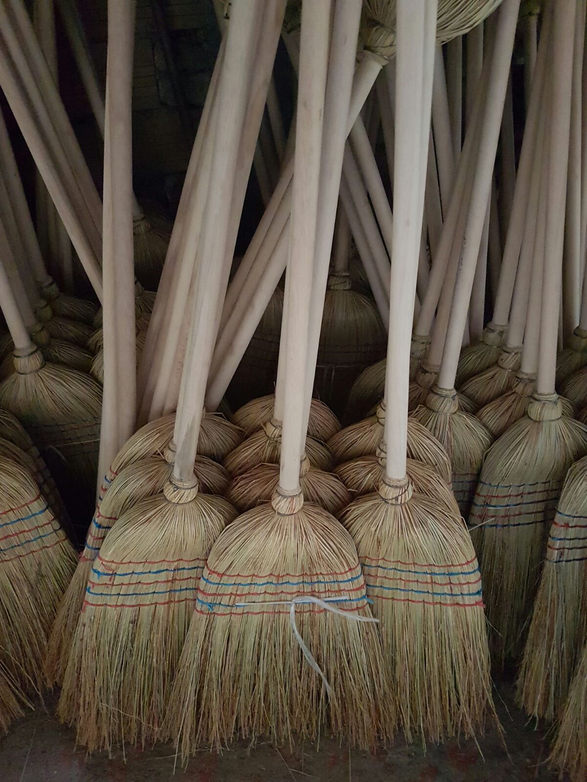 Oskar brooms products